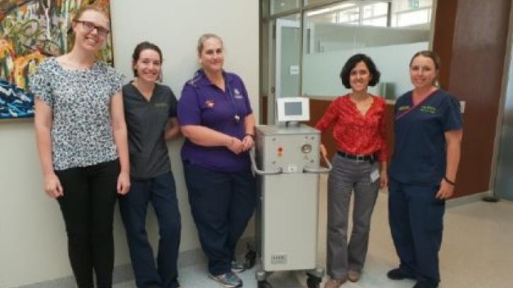 vets and laser lithotripsy machine
