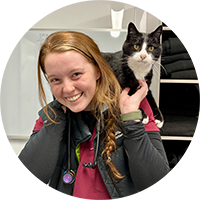 vet student, Bridgette, on placement